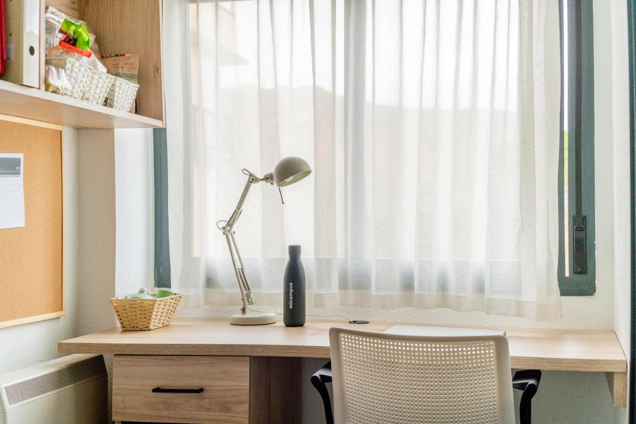 Micampus Logrono Student Residence Екстериор снимка