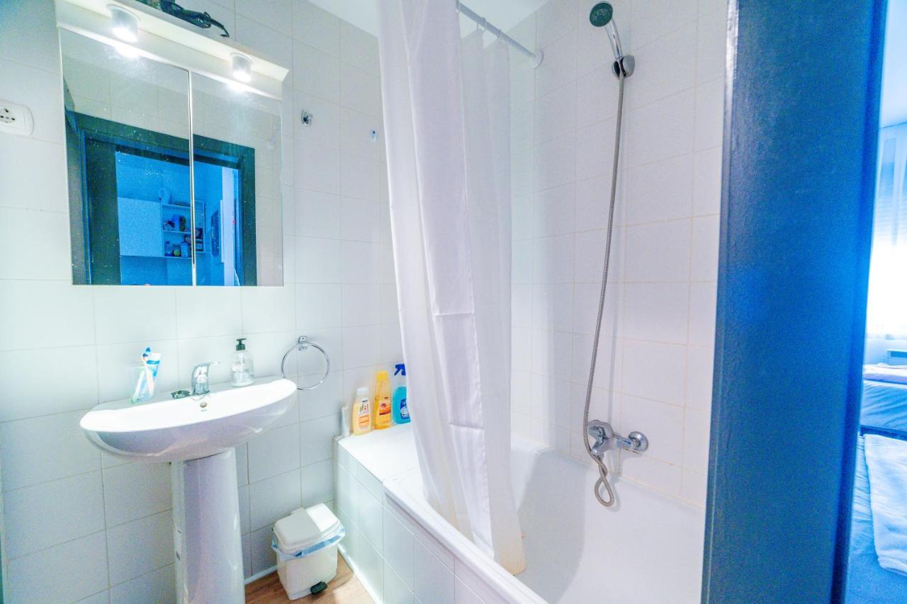 Micampus Logrono Student Residence Екстериор снимка